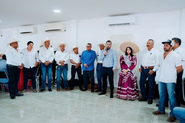 beaa54ee-4ba1-4779-bacd-8b4e01dfe5b3