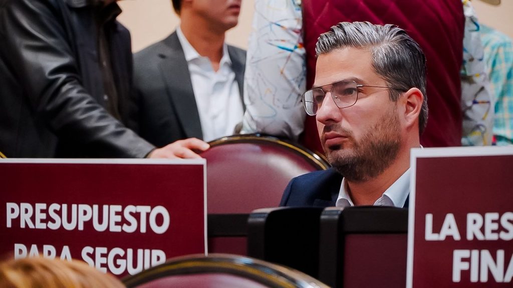 2a17ac52-0cbf-4405-8537-4ddd7b5f7e41